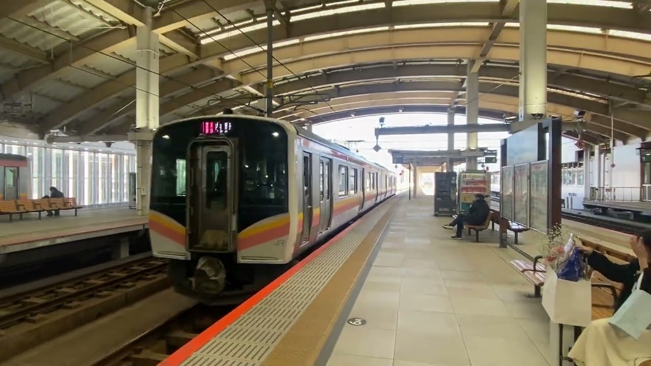 E129系 越後線普通ワンマン 内野行き 新潟駅入線