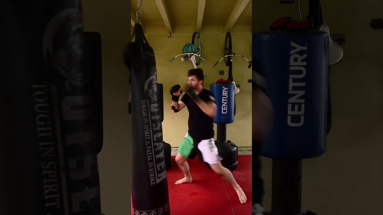 Pressure fighting 👊😁 #mma #martialarts #howto #fight #selfdefense