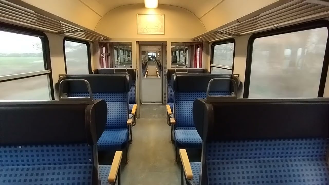 Regionalbahnfahrt Neuss/Krefeld in Echtzeit, RB37 (n-Wagen)