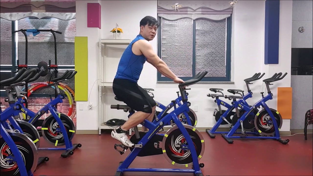 1.스피닝(spinning) 기본 자세(basic posture) 및 기본 동작(basic action)