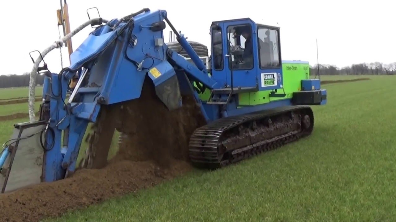 DRAINEREN MET COMBI DRAIN 1824 T KETTINGGRAVER & CASE IH MAXXUM 125