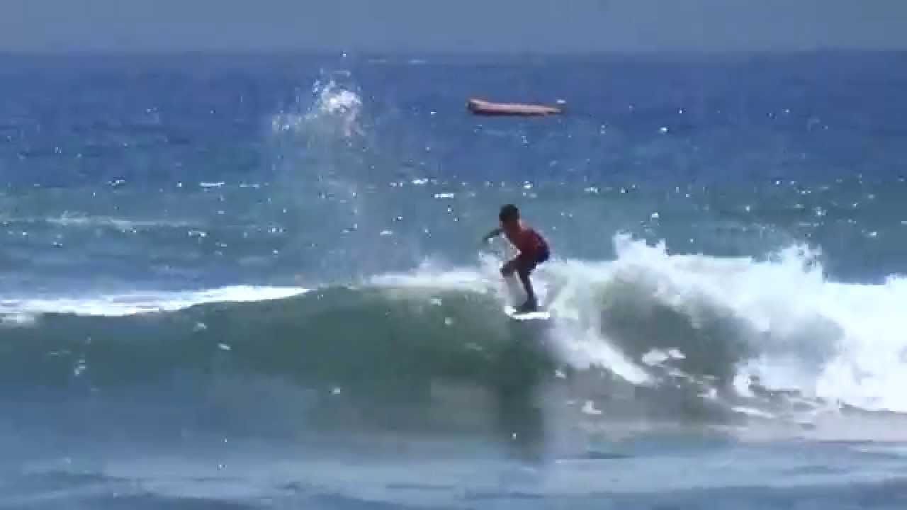 10years old Shion Crawford surfed in Lahaina (NSSA)
