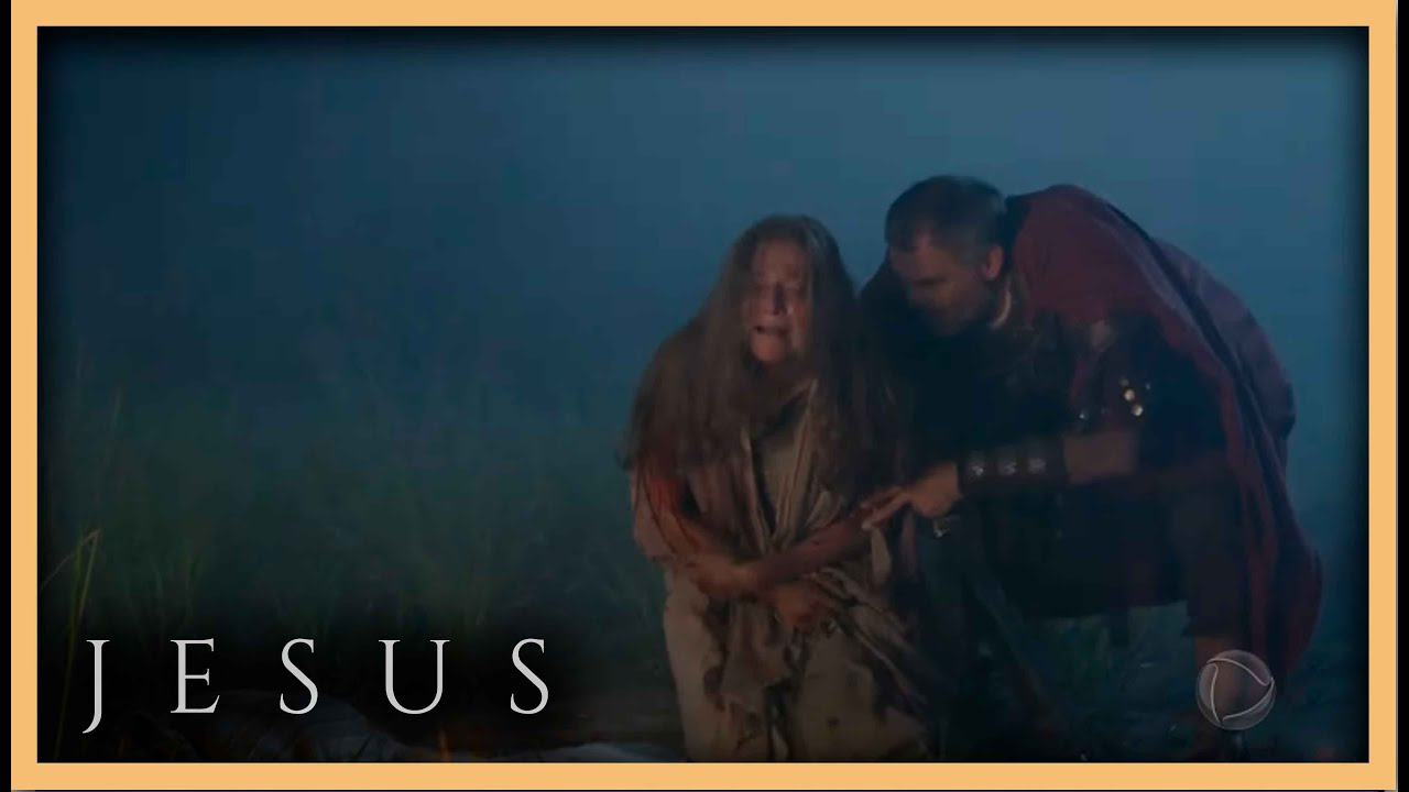 Cornelius encontra Helena ferida na mata | NOVELA JESUS