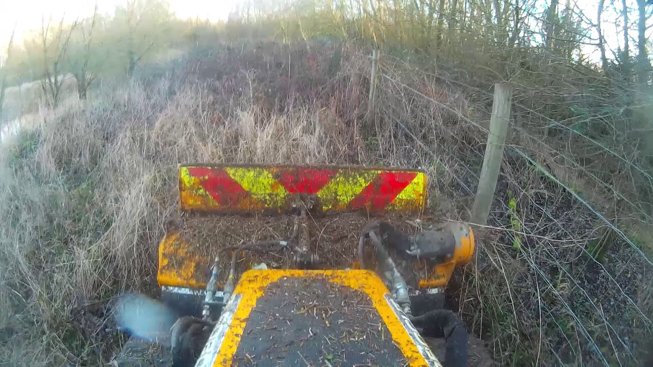 Robocut Flailing around pond