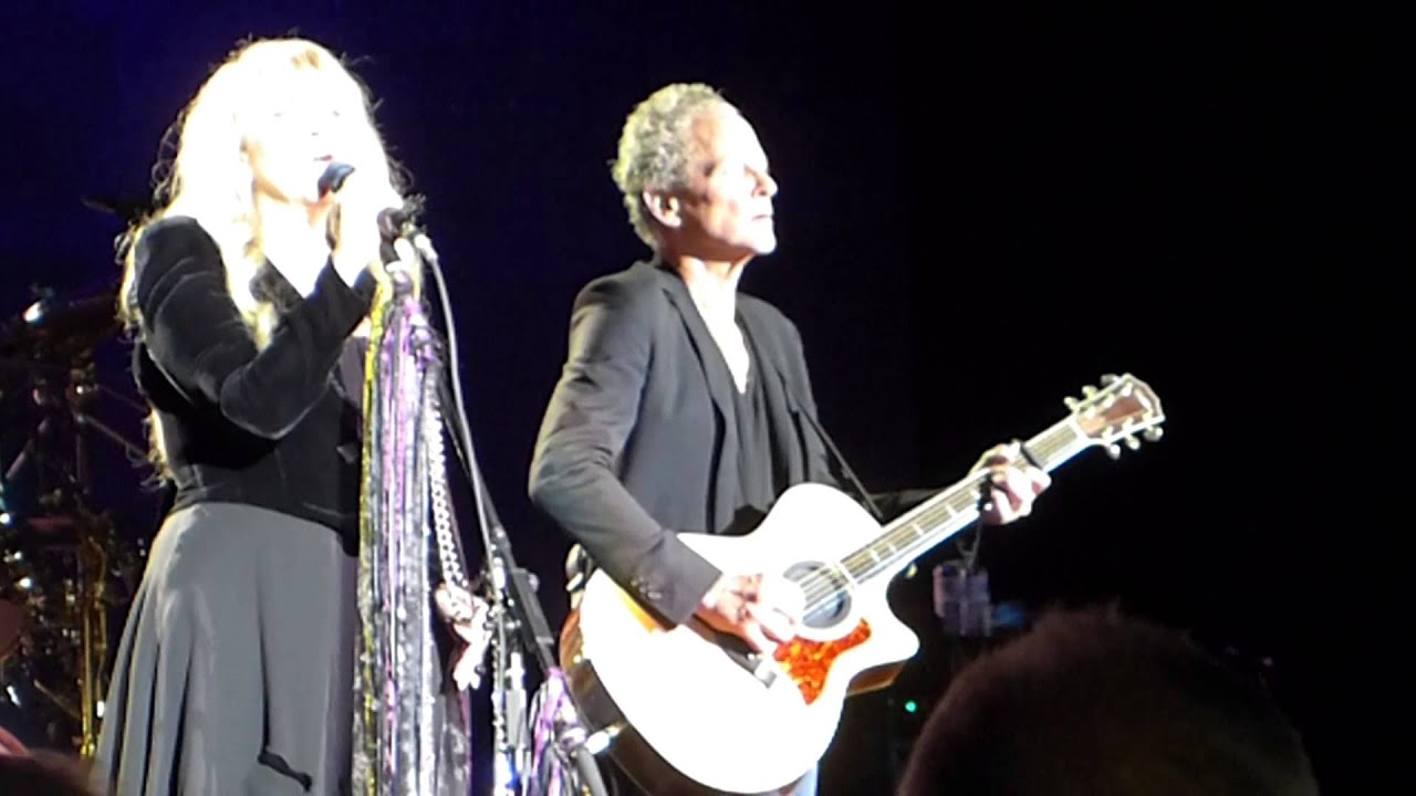 Fleetwood Mac: Landslide - Live, O2 Arena London 28th May 2015 (4th Row!)