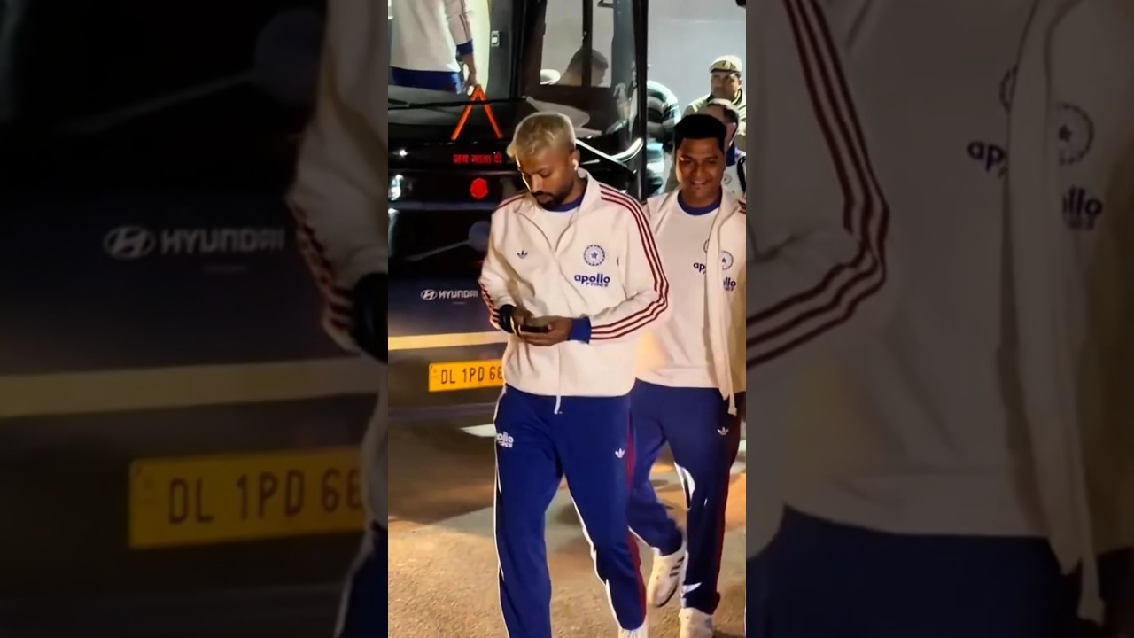 Is That Hardik Pandya&rsquo;s G-Wagon With Natasha? | #shorts #hardikpandya #natasha #lifestyle #car #rich