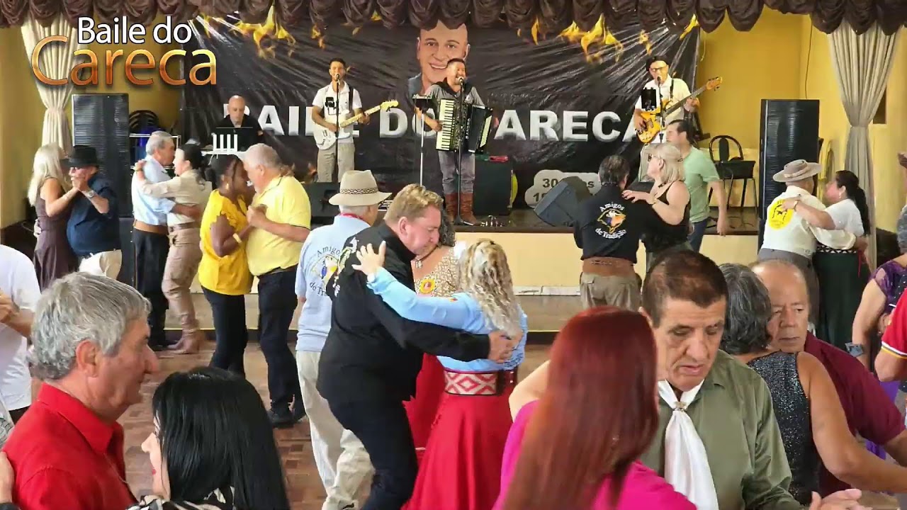Agora ao vivoSandro Amaral e Carlinhos  Baile do Careca 04/01/26