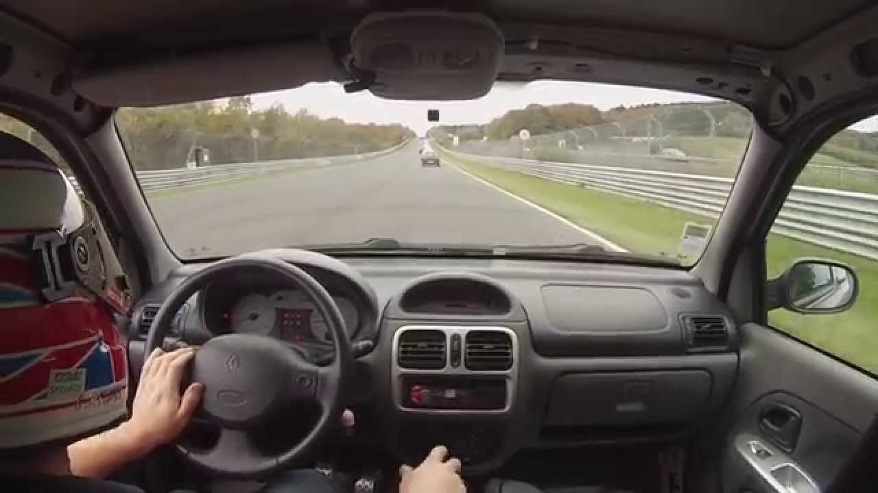 Clio rs nurburgring btg attack