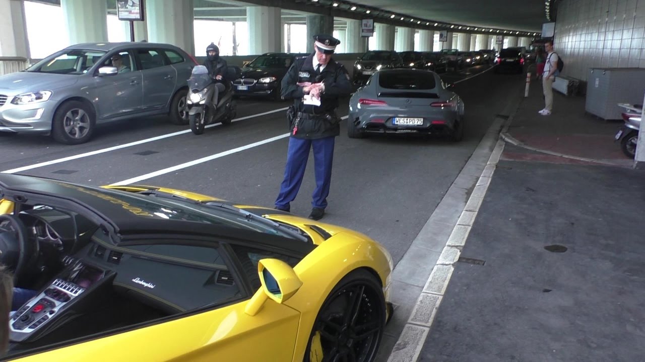 POLICE vs SUPERCARS in Monaco!