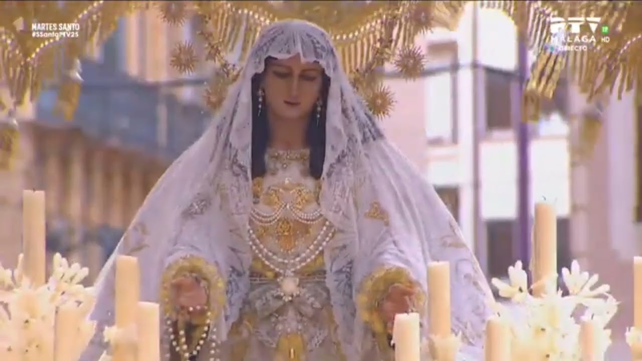 Malagueña a la Virgen del Rocío, cantada por Encarni Navarro, 2015