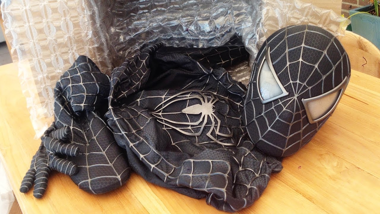 Unboxing the BLACK Spider-Man Suit! (Symbiote Edition)