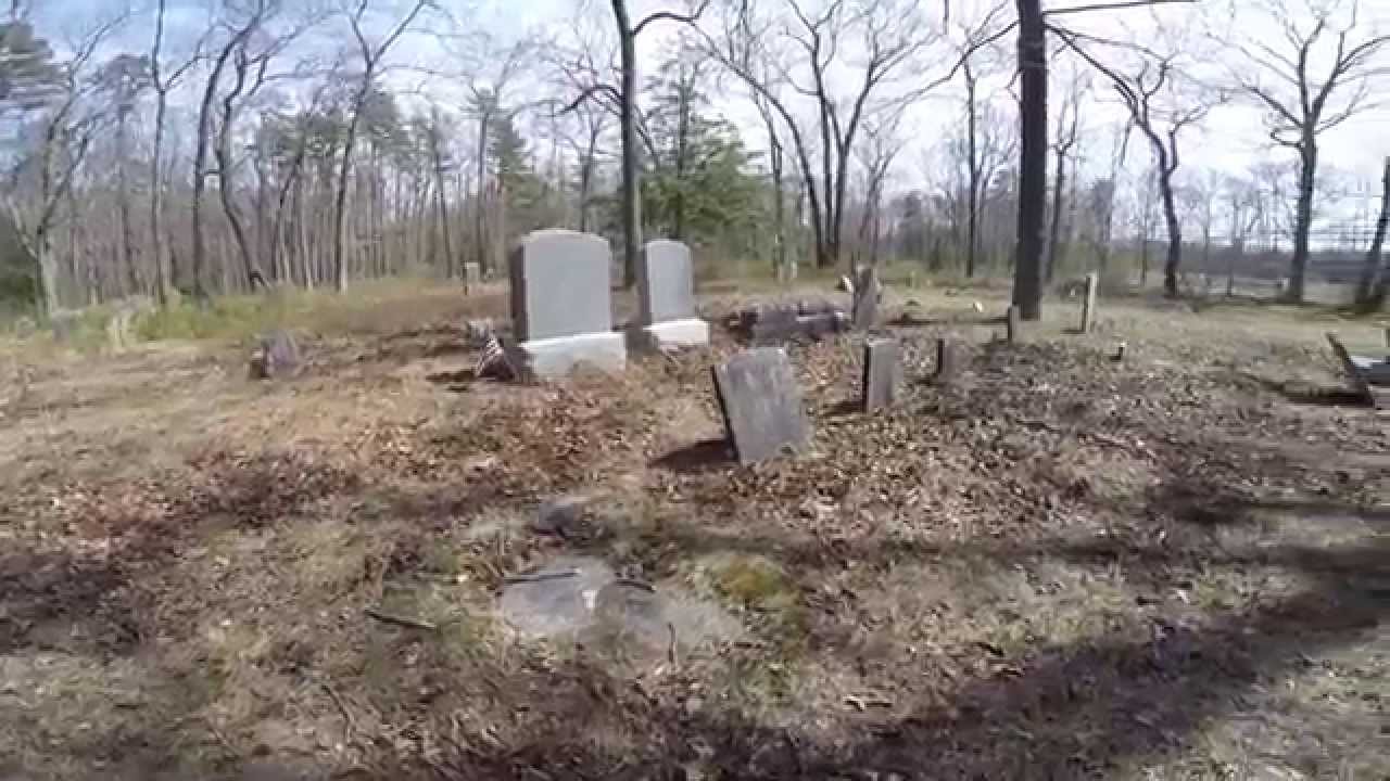 Abandoned Places -  Brewer Cemetery in Farmingdale Township Monmouth County New Jersey