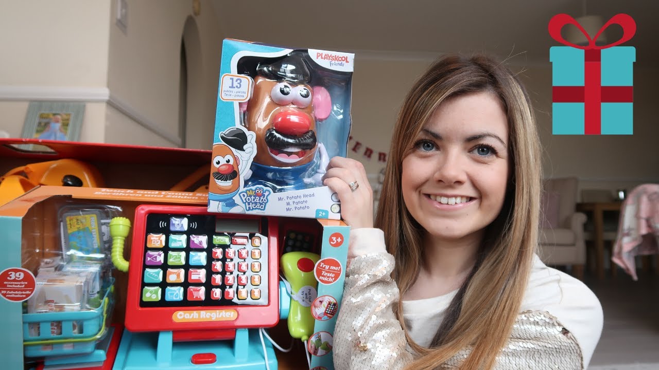 WHAT I GOT HARRY FOR CHRISTMAS (2 YEAR OLD) 🎄🎁