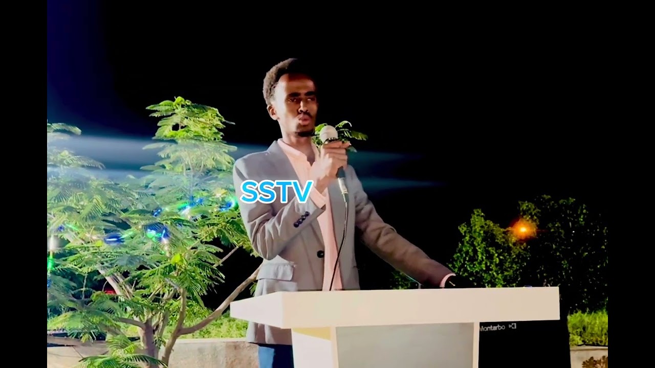Abwaan Shamsudiin Aadan Af-dubaale oo Maanso Cajiib ah Caawa kula Dardaarmay Suldaan Cabdimaalik.