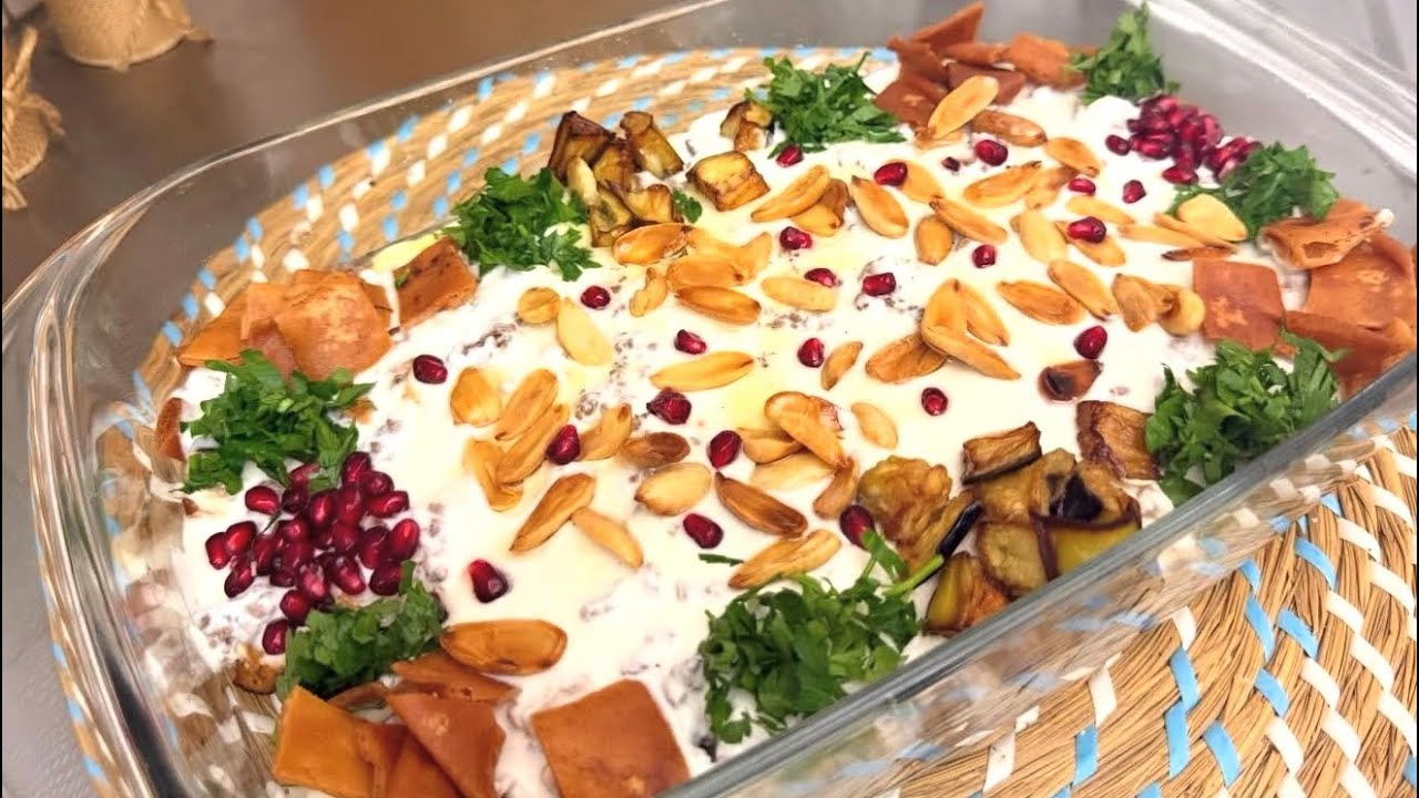 فتة الباذنجان من أشهى وأطيب الفتات الشامية اللذيذة من مطبخ نور 😋😋😋