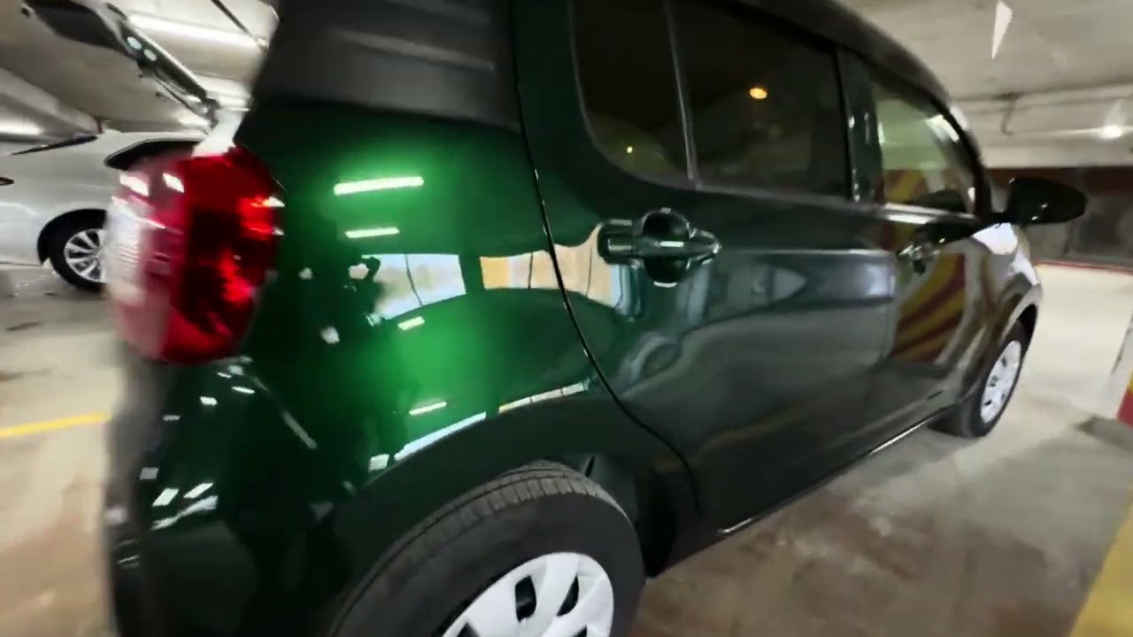 Toyota Passo VS Toyota Vitz сравнение двух легендарных городских автомобилей,простой обзор/сравнение