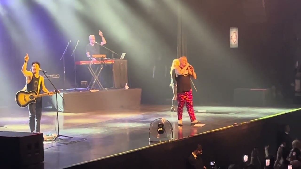 Andy Bell (Erasure) live in BH - 