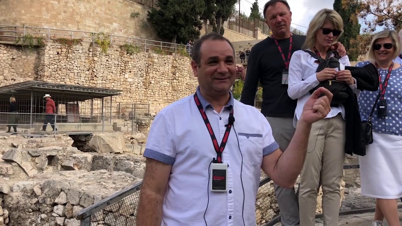 Joe Amaral teaching on location from the Pools of Bethesda