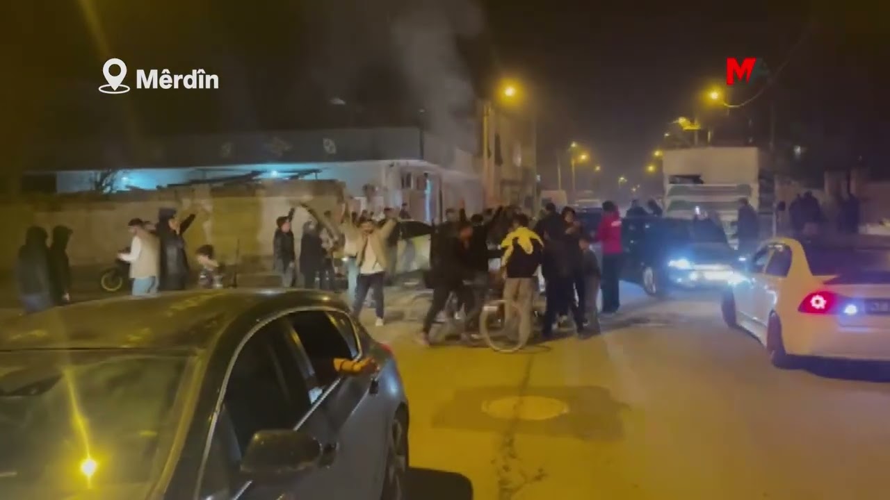 ATEŞLER YAKILIP, KONVOYLARLA ROJAVA DİRENİŞİ SELAMLANDI