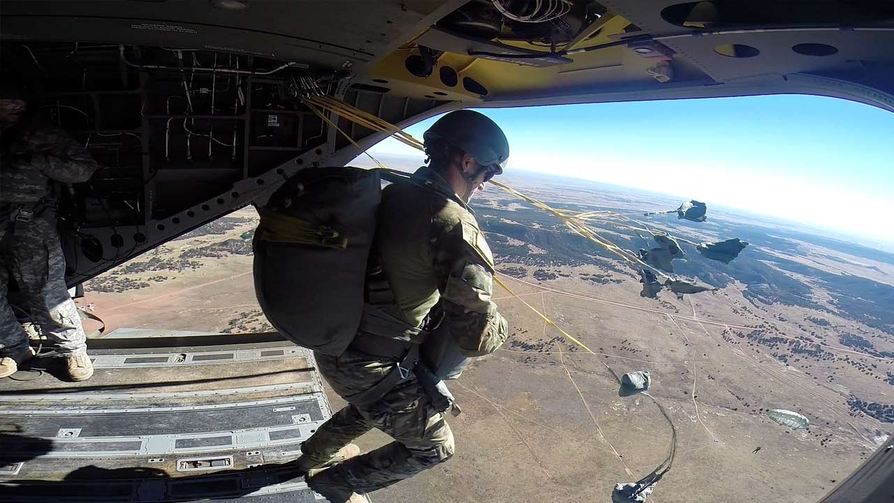 Special Forces Operations Training: Helicopter Jump