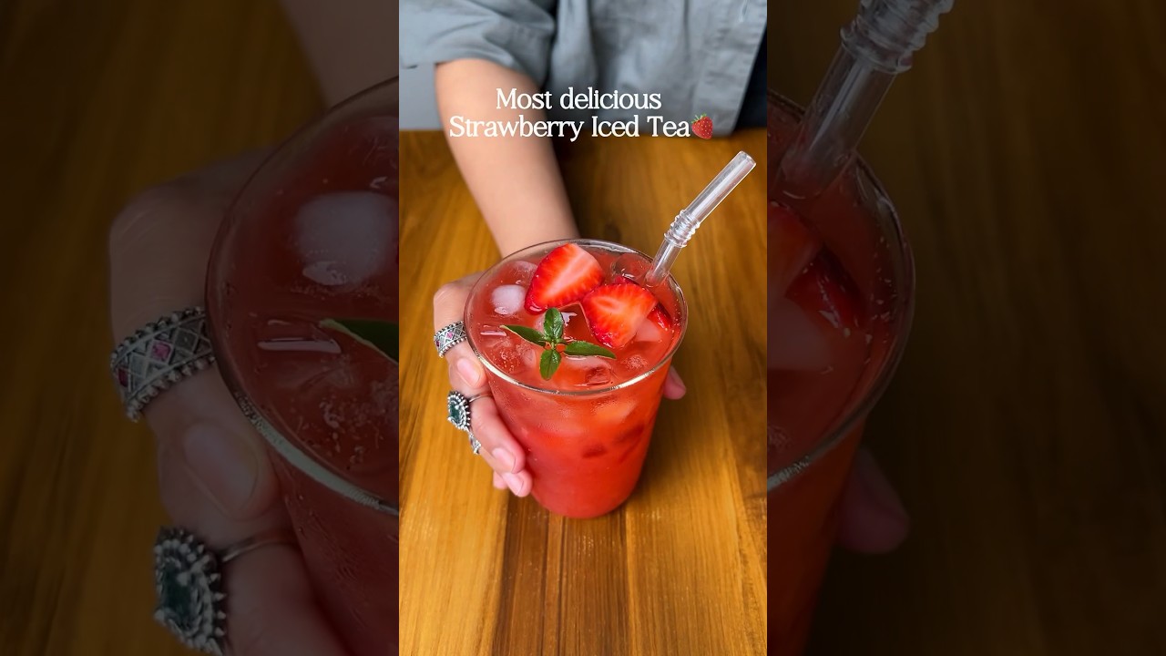 Refreshing Strawberry Iced Tea 🍓
