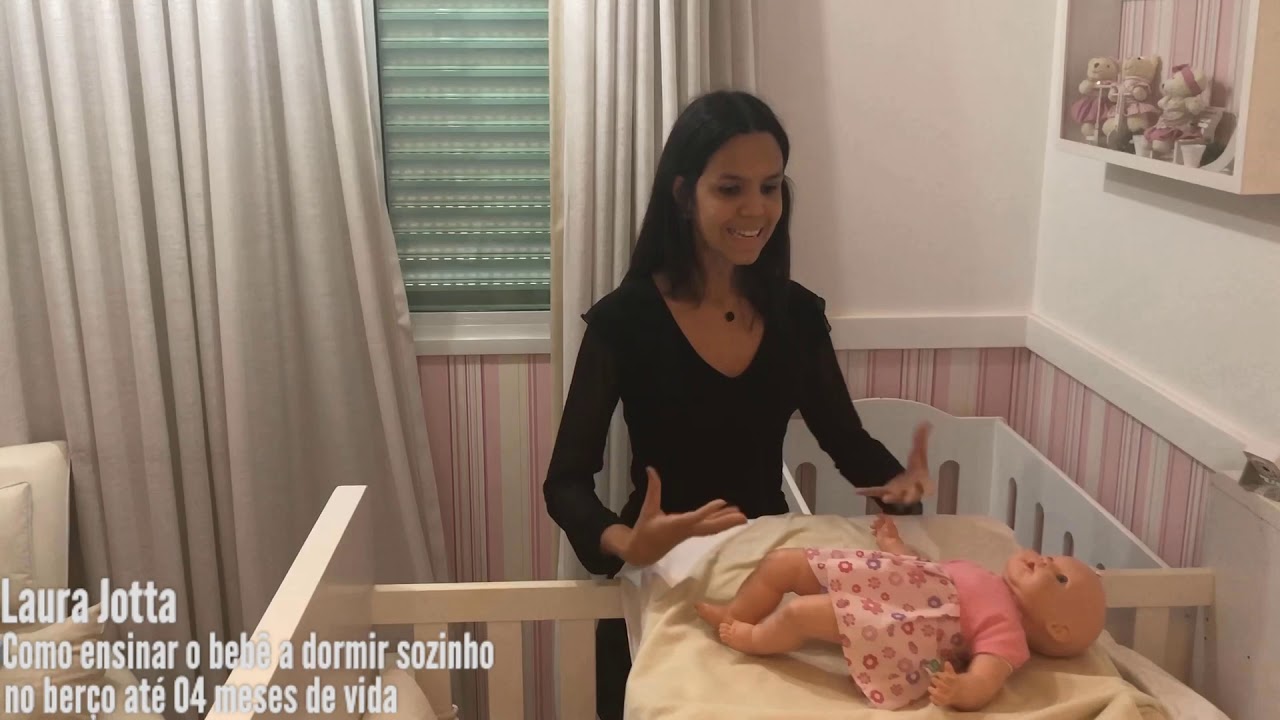Como ensinar o bebê a dormir sozinho no berço até 04 meses de vida