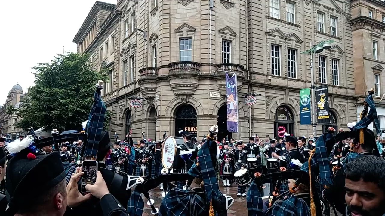 Royal Edinburgh Military Tattoo Pipes & Drums - Piping Live 2024 TGI Fridays clip 1