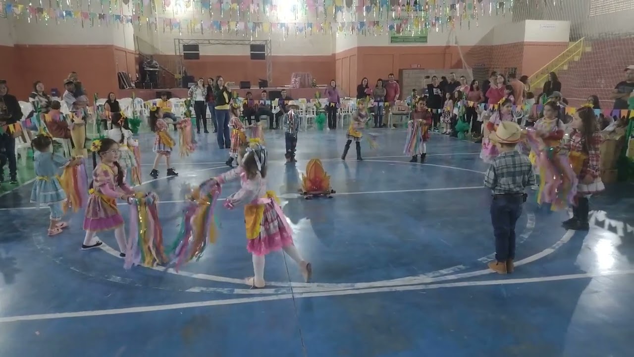 Dança da peneira.