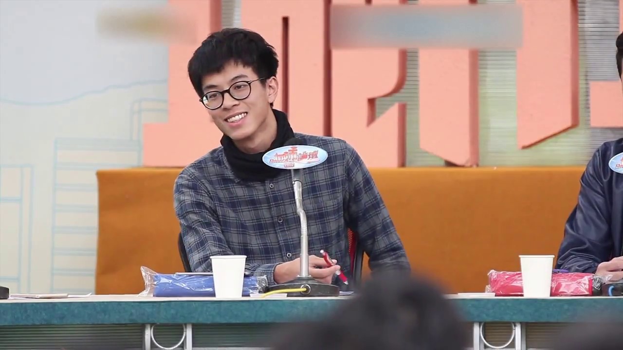 黃台仰：提倡丟汽油彈就關我們的事？