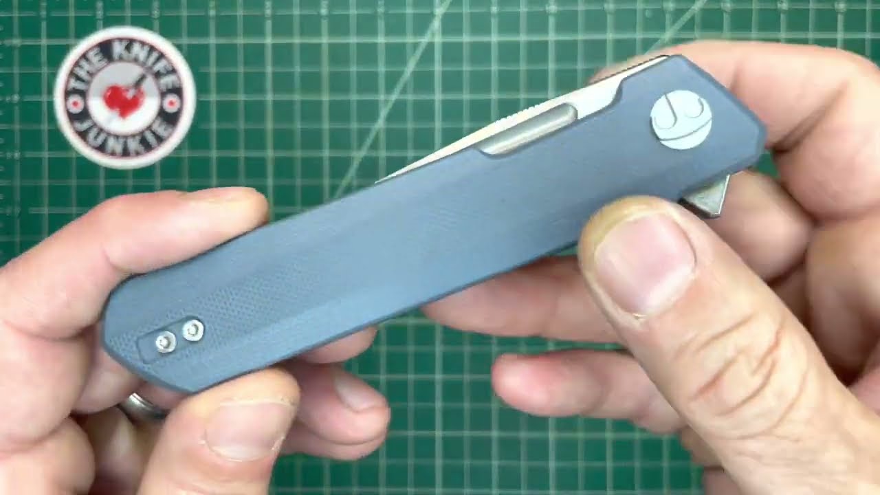 Bestechman Dundee -- First Knife in the Bestech Knives Budget Line Close Up Look