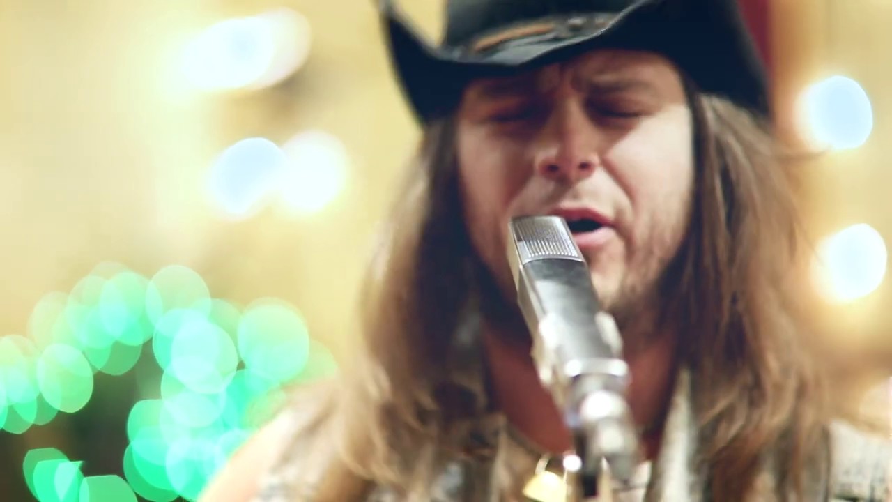 Yellow Horse - Christmas Time's A Coming