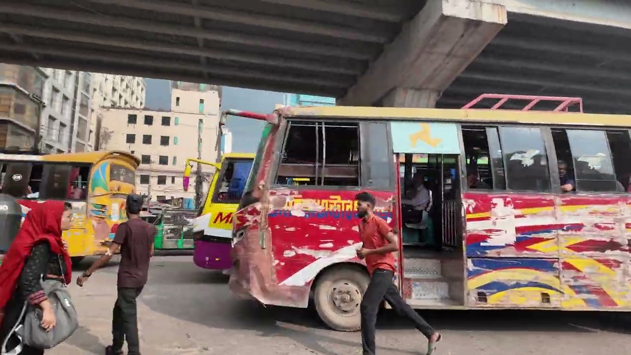 চট্টগ্রাম নয়াবাজার, হালিশহর থেকে আগ্রাবাদ চৌমুহনী || Chittagong City Bike Riding Tour 2025