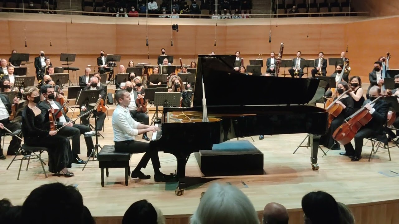 Gershwin: Rialto Ripples (played by Emre Yavuz)