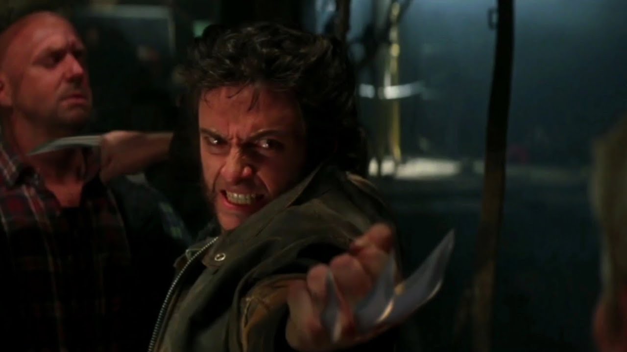 X-Men (2000) Logan en el Bar