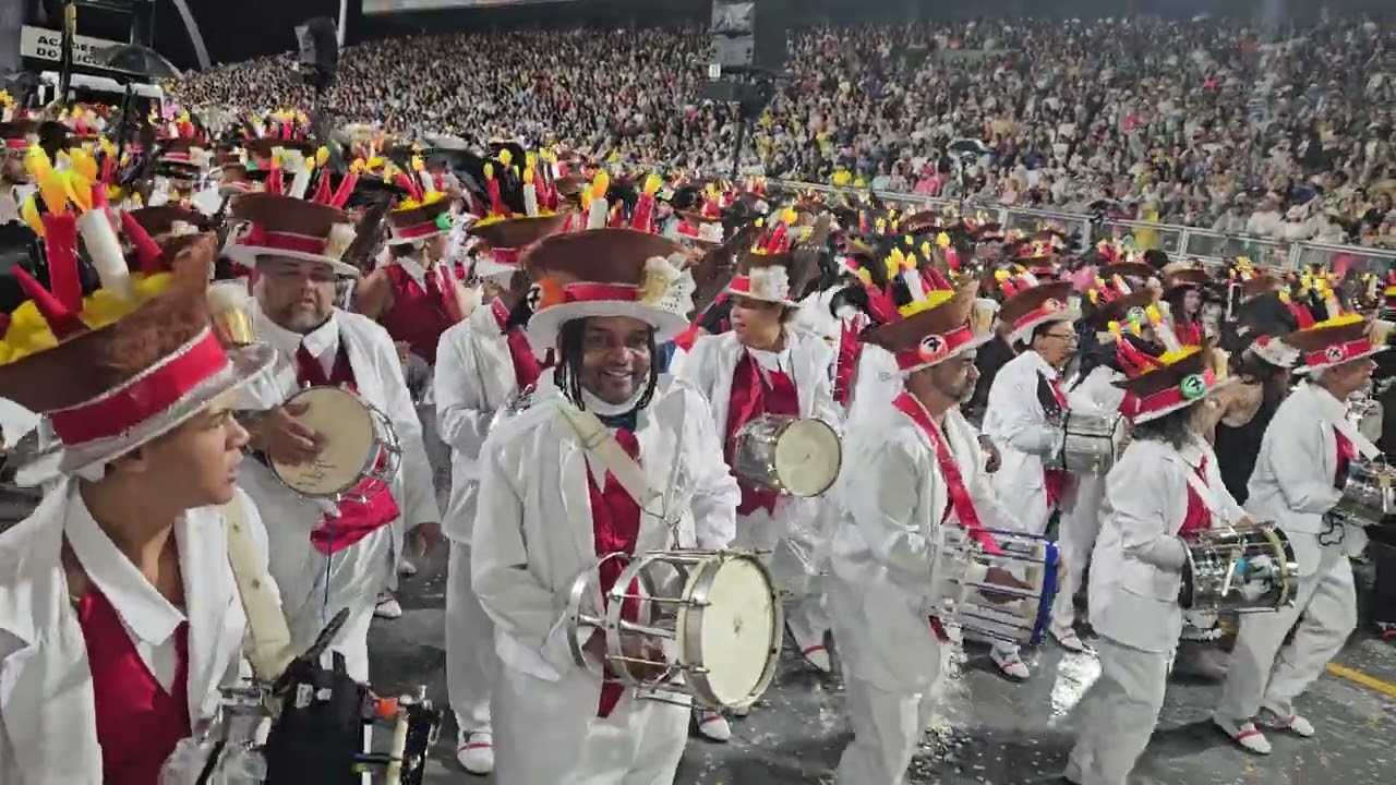 ACADÊMICOS DO TUCURUVI 2026 | BATERIA NO DESFILE DAS CAMPEÃS