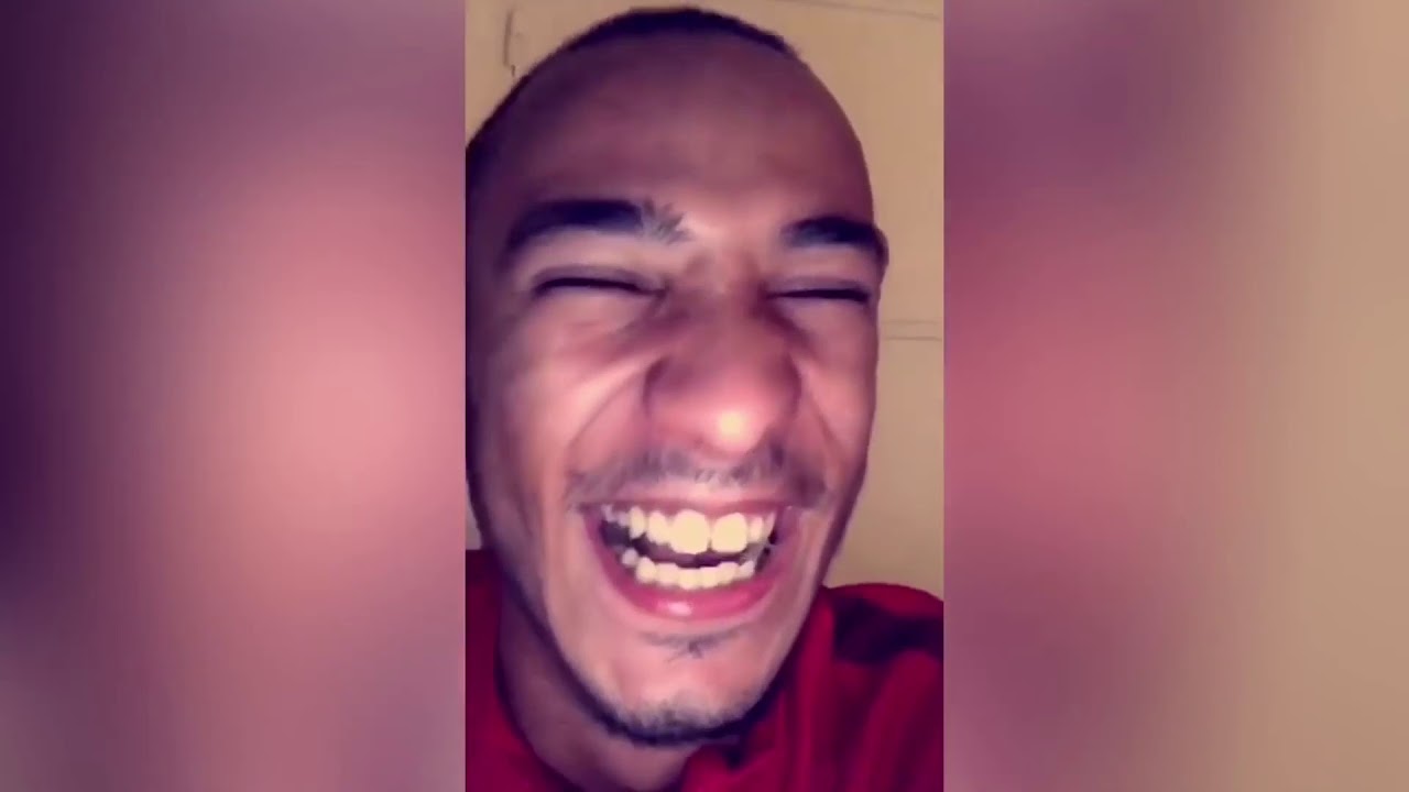 Vargasss 92 rend fou sa famille 😂😂Sa m&egrave;re chante 'bad boy' de Marwa Loud🔥🔥