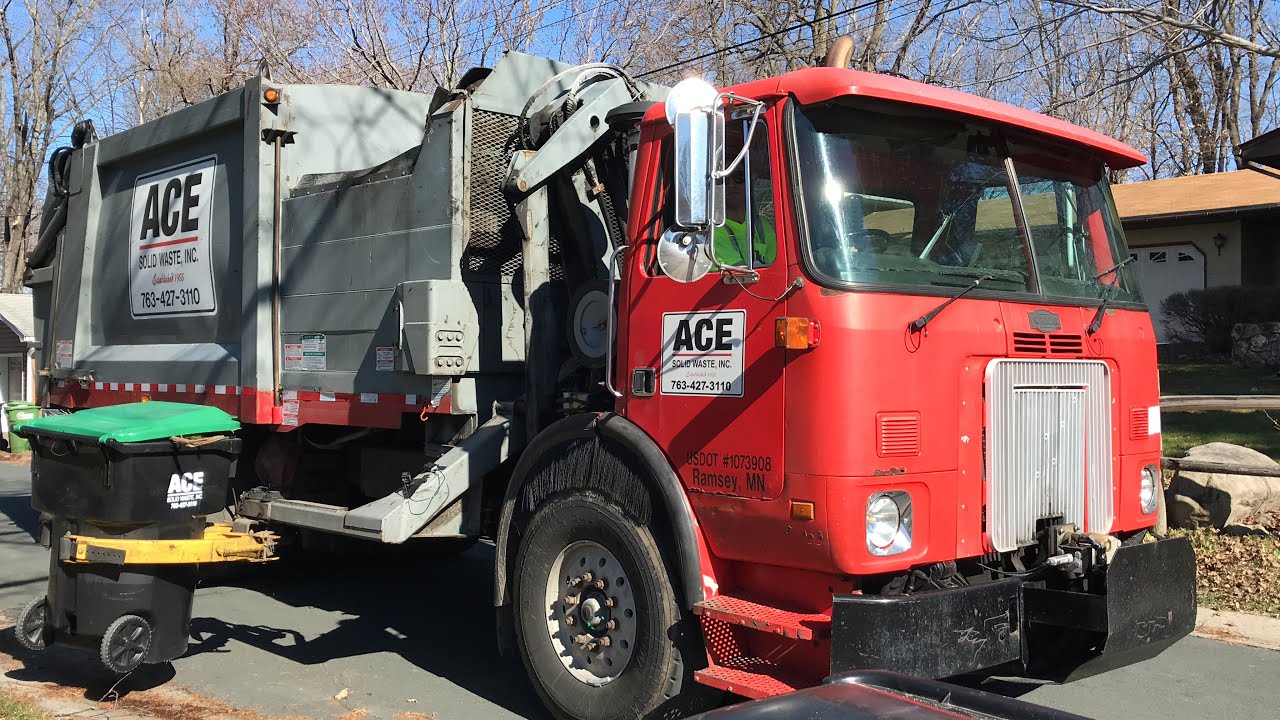 1,000 Subscriber Special: Ace WX Heil 7000 Garbage Truck