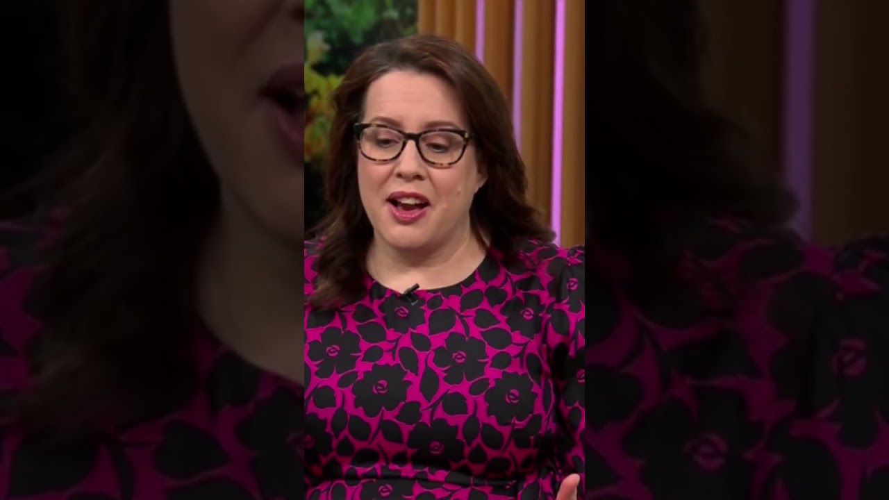 Shonda Rhimes and author Julia Quinn on 