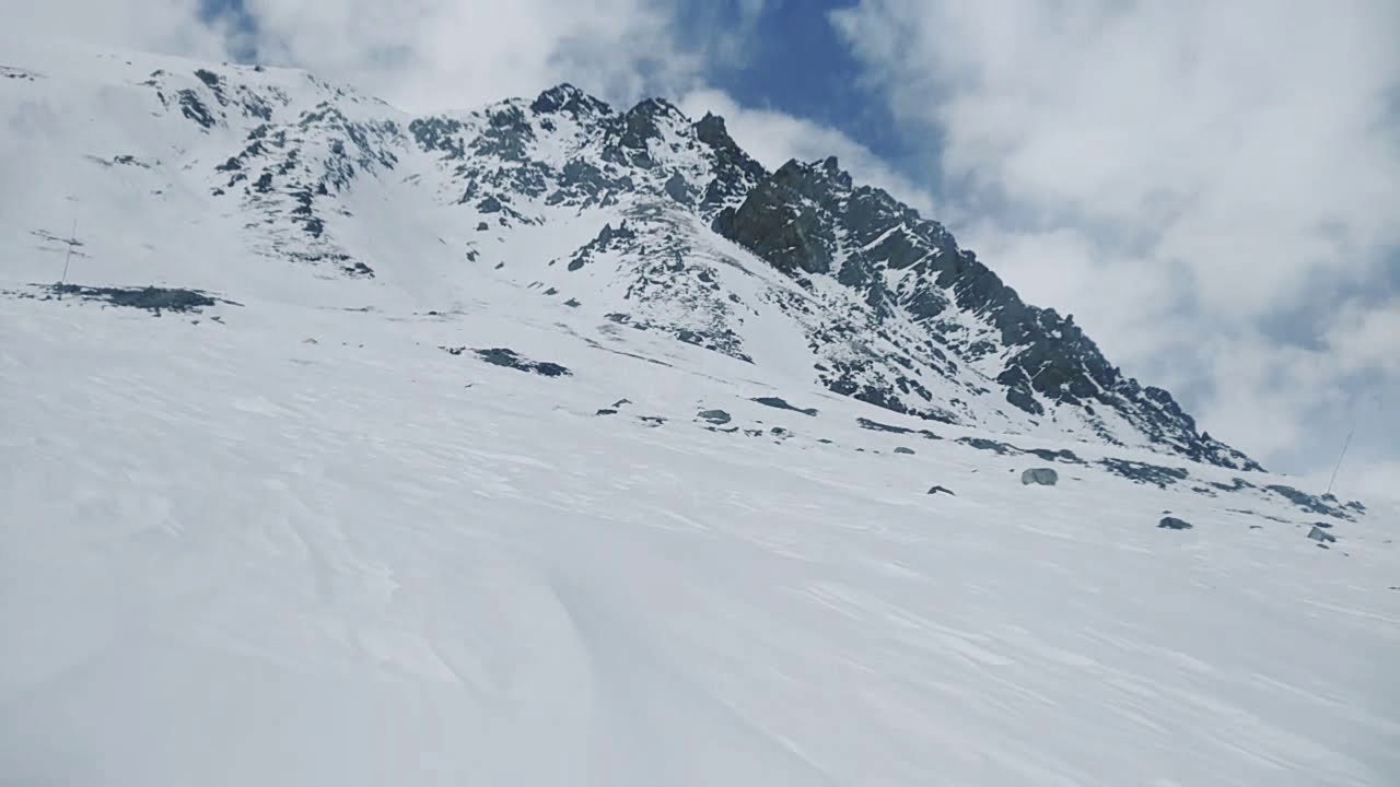 Minimarg Road In snow