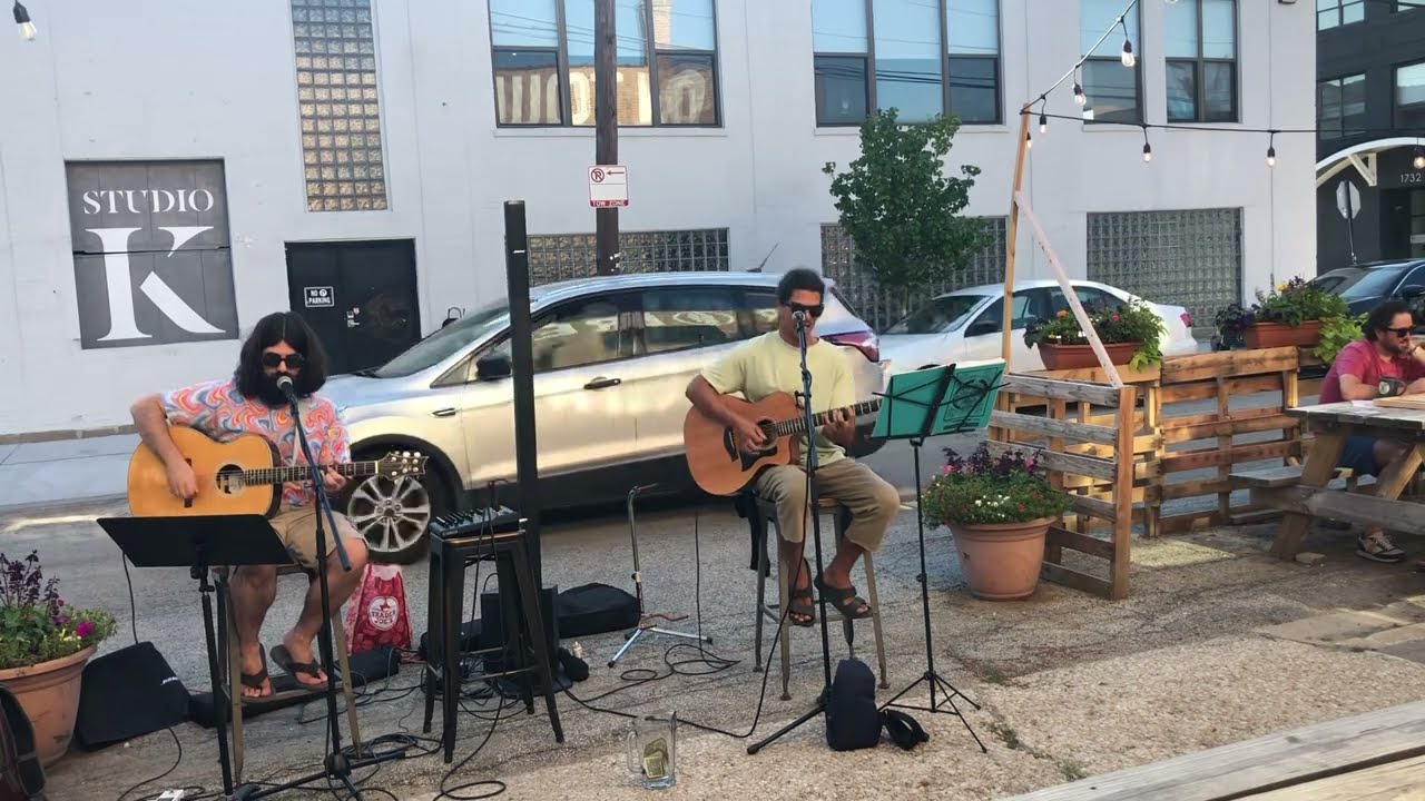 Mickey Toop & Josh Olken - Truckin&rsquo; - at On Tour Brewing Company