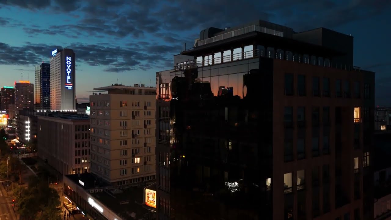 Drone Tour: M76 Office Center Warsaw 4K