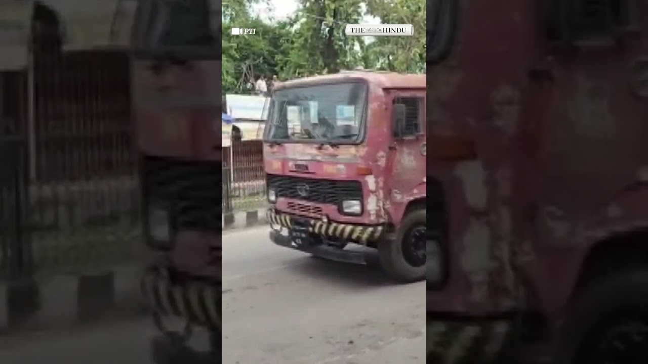 Students protest turns into violence in Chhapra, Bihar.