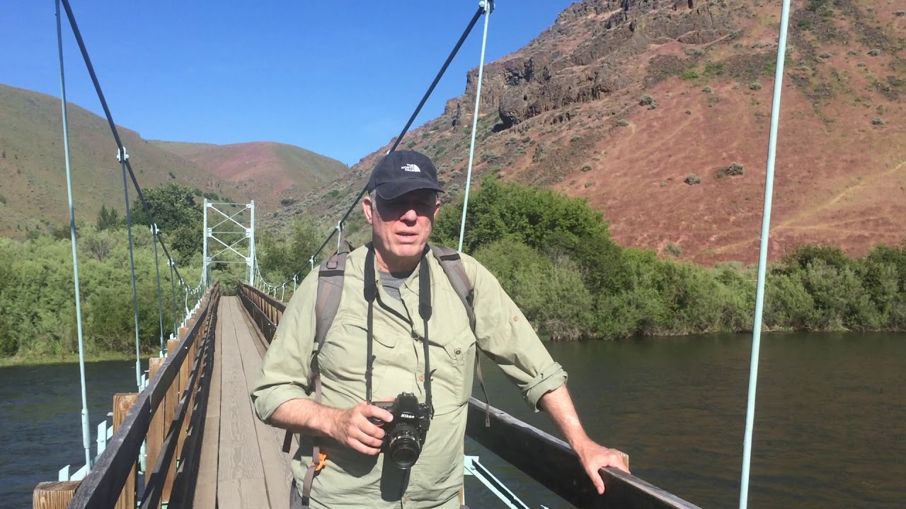 Reptilian Nature Exploring in Umtanum Creek Canyon