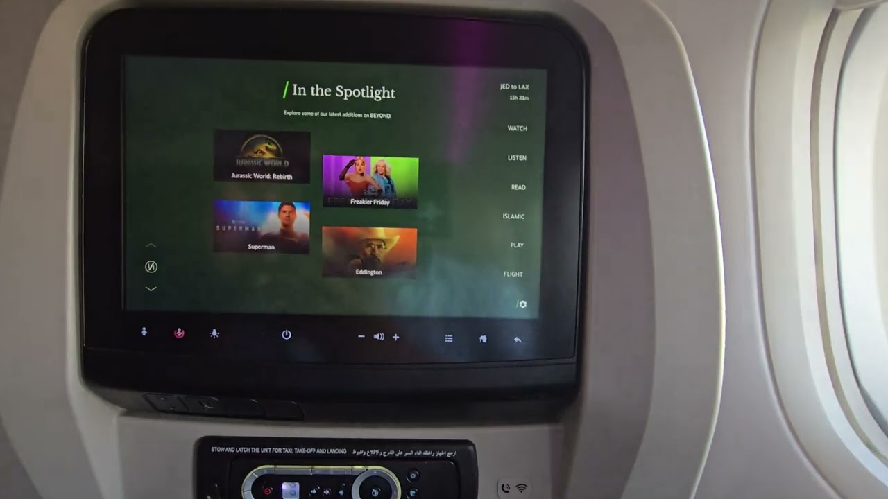 Departing Jeddah on Saudia's Boeing 77W