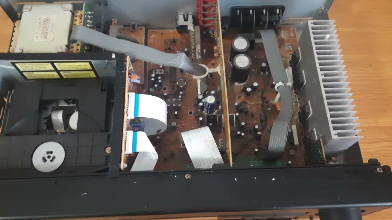 ONKYO  CD  RECEIVER  RI    CR-70R