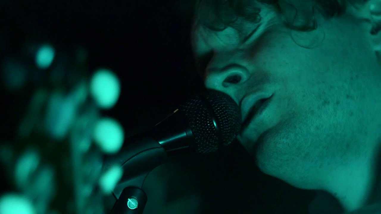 Colour Bomb - Dying To Leave