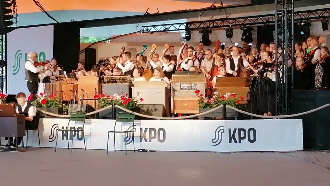 Kaustisen hääkuoro - Kesän tullessa@KaustinenFolk