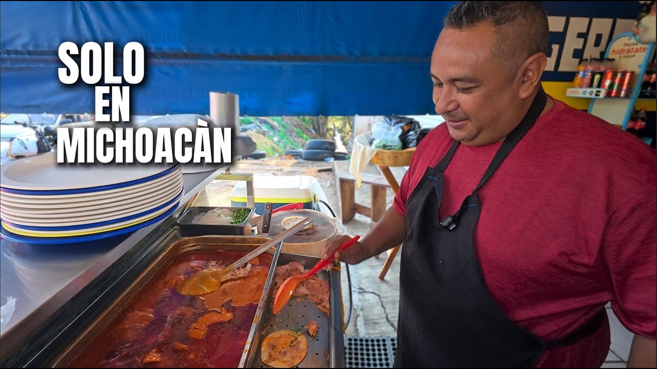 Lo MEJOR de PURUAR&Agrave;N hasta PEDERNALES con los famosos TACOS LAY y BOLA DE PEDERNAL