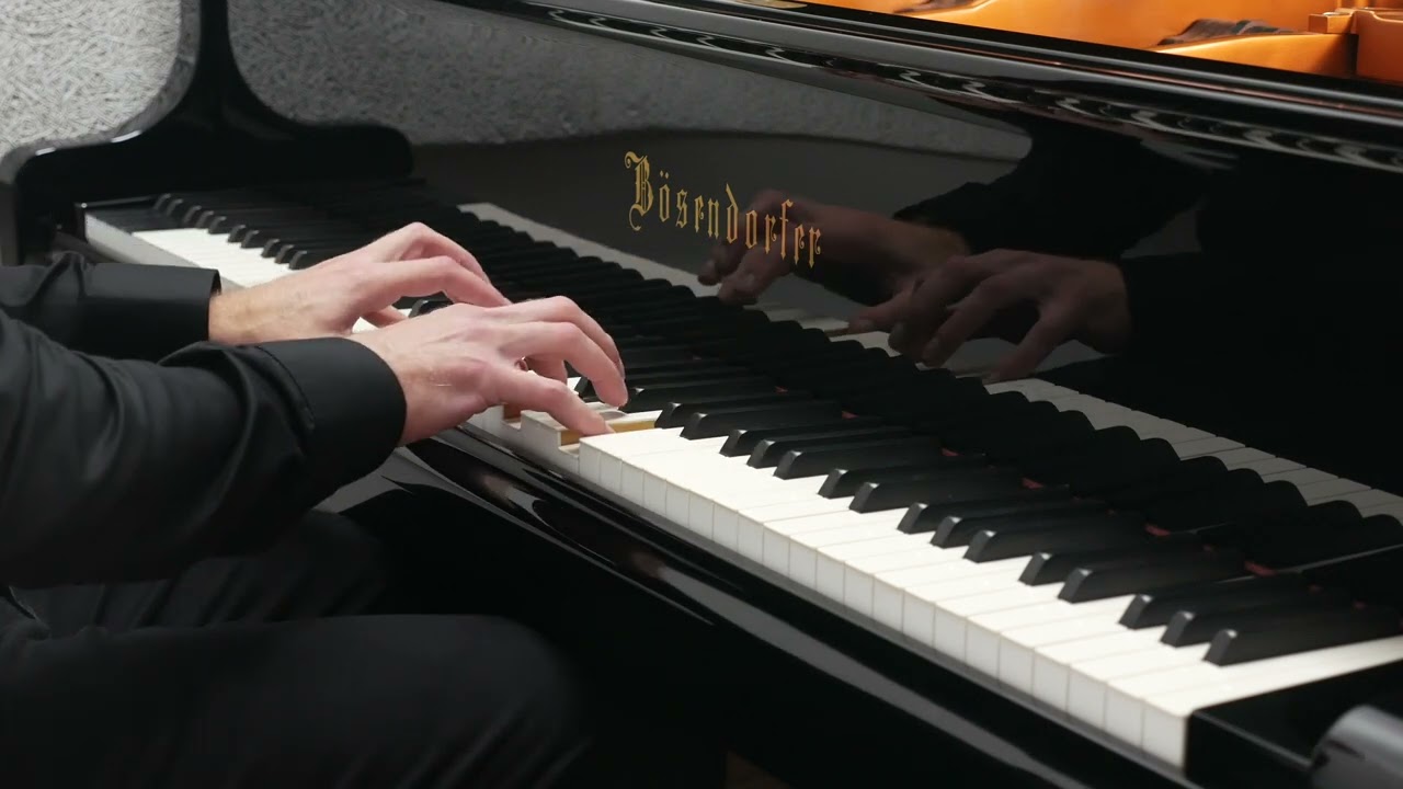 Schumann: Kinderszenen, Op. 15, No. 2: Kuriose Geschichte