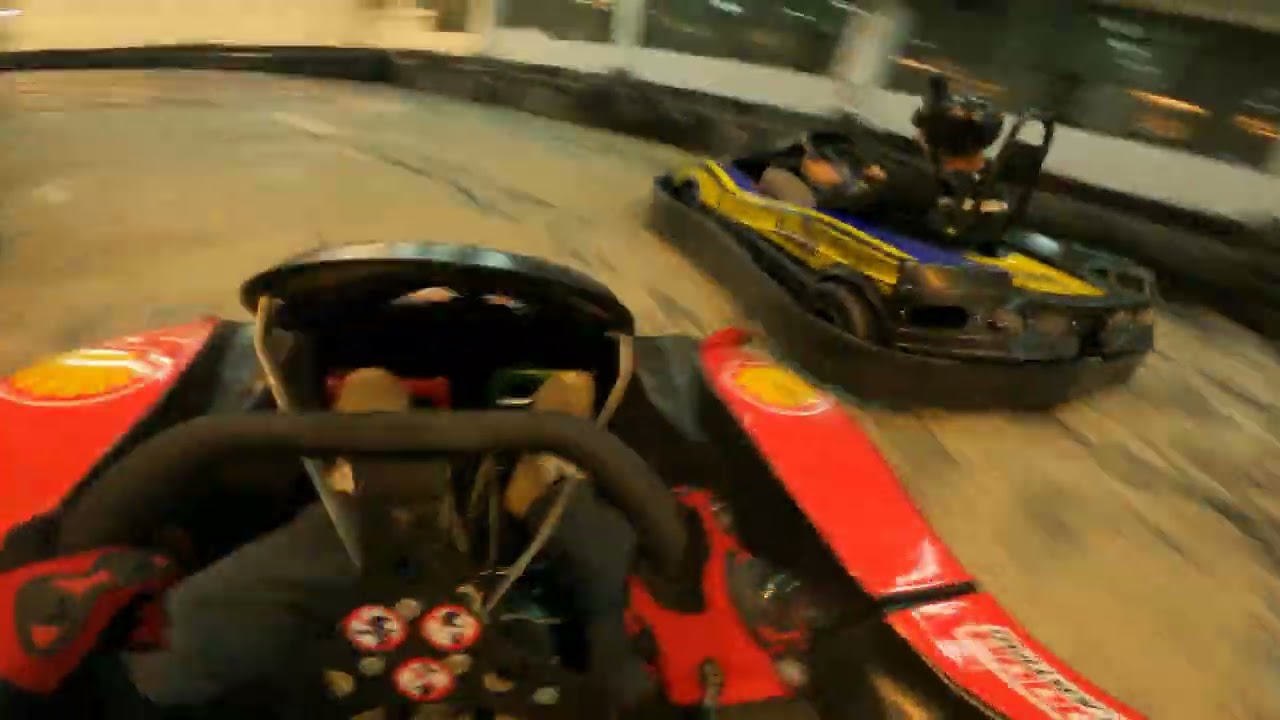 GANO EN LA ULTIMA VUELTA ! Indoor Karting Montevideo